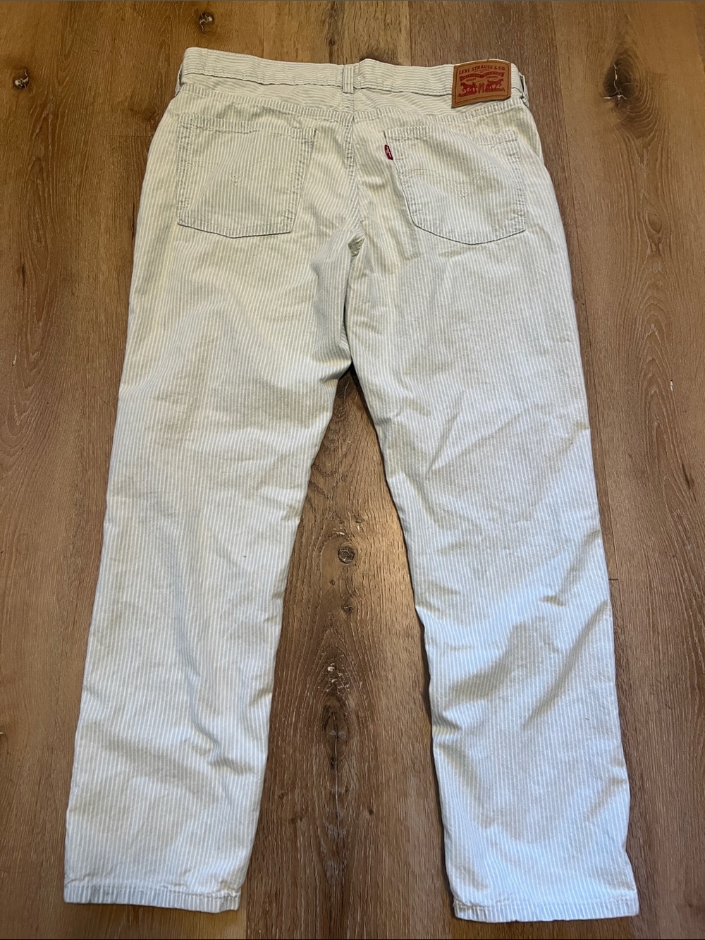 Levi's Women’s White and Blue Striped Jeans 29